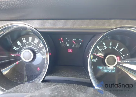 2013 Ford Mustang V6 из США, поврежденный, VIN 1ZVBP8AM6D5275978